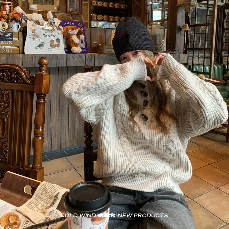 牛角扣毛衣女秋冬新款慵懒风宽松麻花高领套头韩系高级感针织衫厚