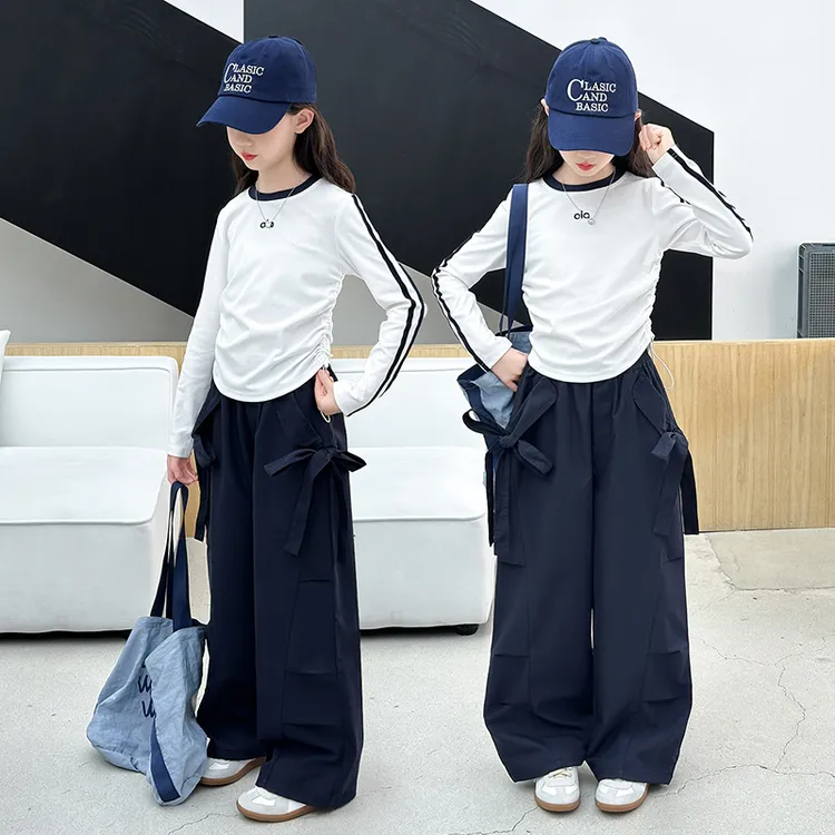 女童秋季套装洋气2025新款儿童时髦工装裤韩系大童春秋长袖两件套