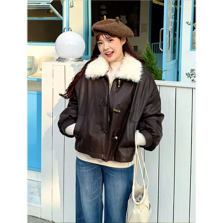 【小蛋黄推荐】CIRCLOFY瑟夕 法式复古葫芦扣时尚翻领可拆卸外套女CIVD763353