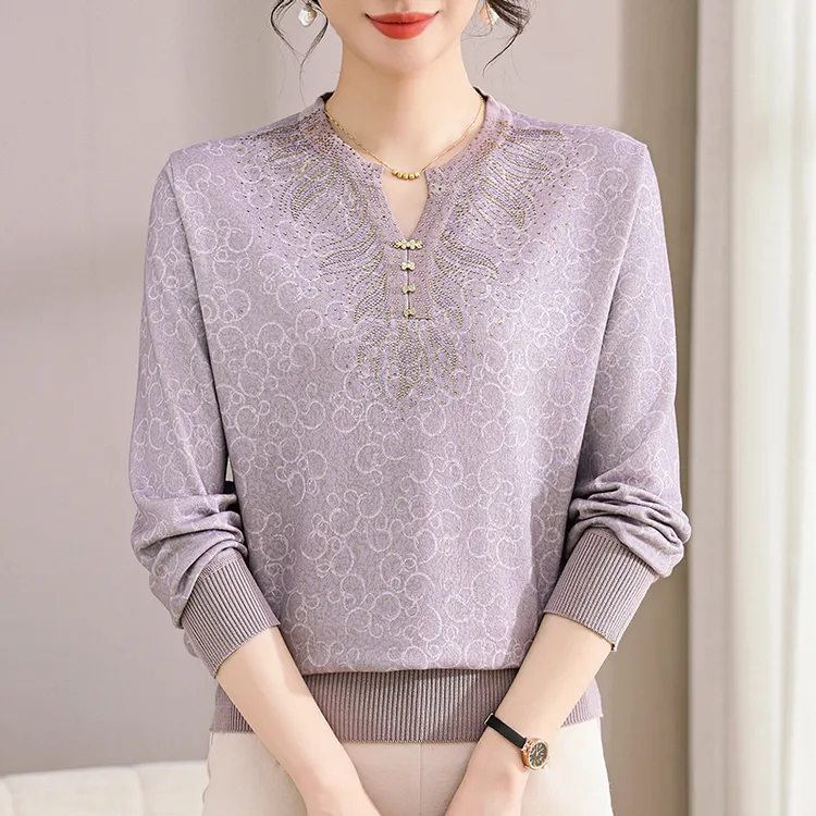 洋气妈妈秋装新款外穿长袖T恤中老年女装春秋打底小衫奶奶上衣