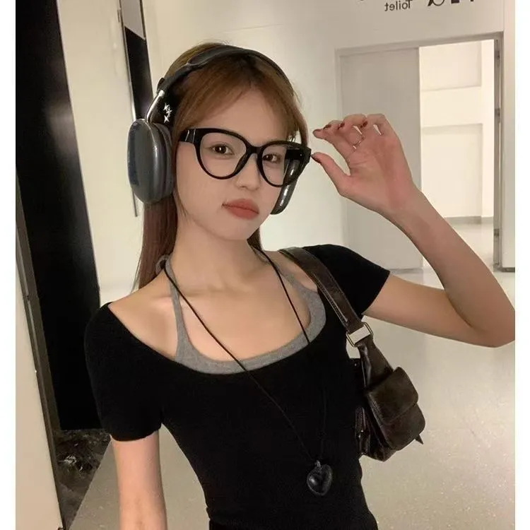学院风假两件正肩短袖t恤女2025夏季新款修身显瘦独特绝美小上衣