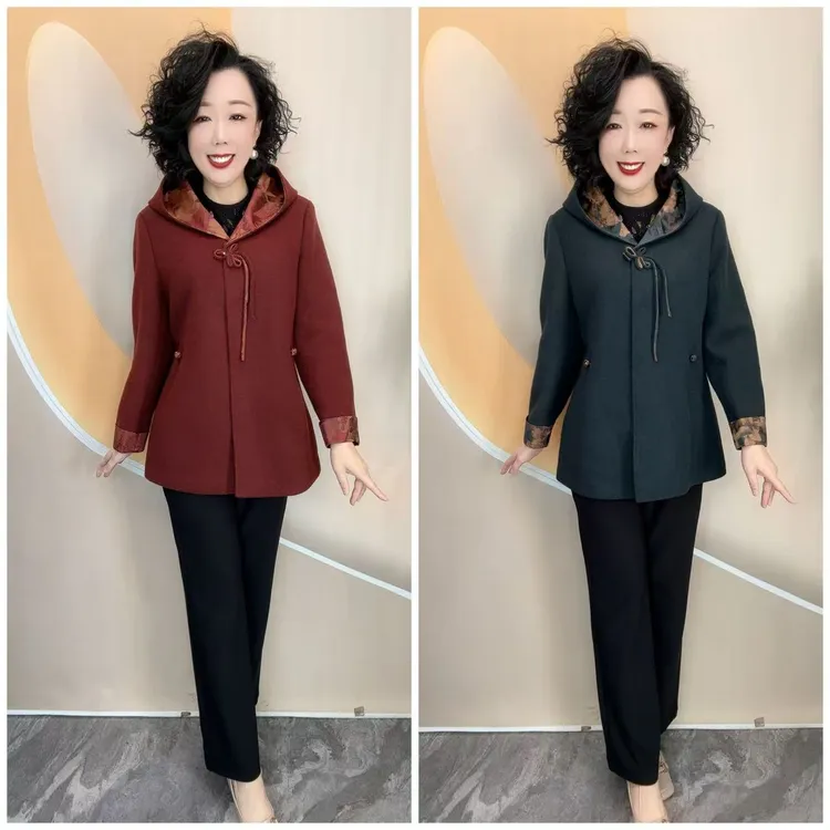 26835新款优雅妈妈纯色加衬宽松大码大方厚帽外套，衣长72