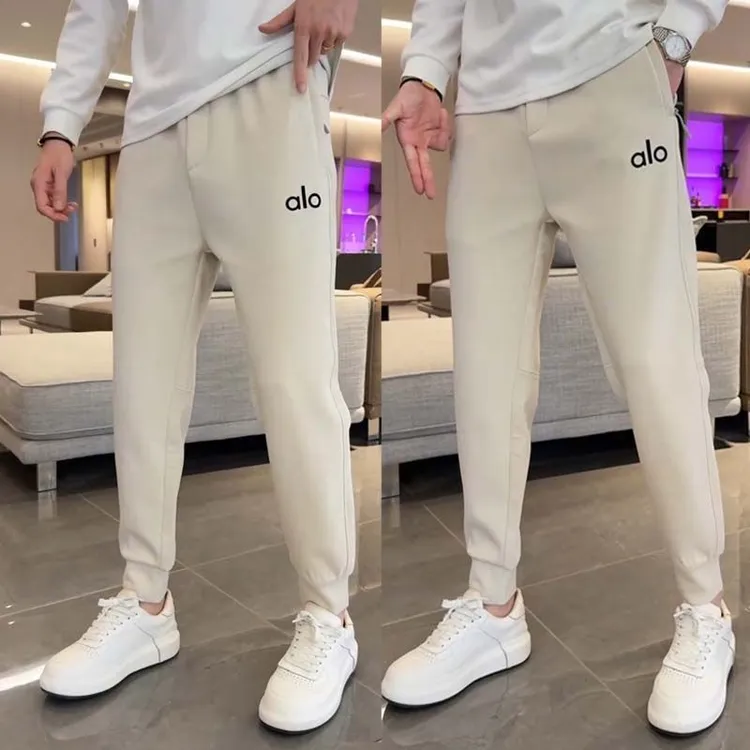 精品户外男士小脚卫裤秋季新款潮流时尚百搭休闲修身显瘦长裤子男