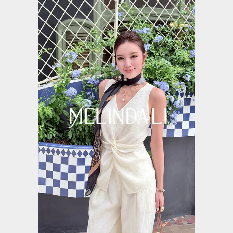Melinda Li【都会象牙白】私服老钱风松弛感女装领纽结背心长裤套装
