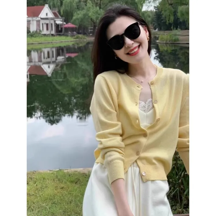 早春装2025新款高级感黄色长袖针织开衫外套女毛衣外穿气质短上衣