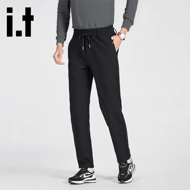 it:CHOCOOLATE黑色简约小脚修身直筒裤男士2025秋冬新款休闲长裤