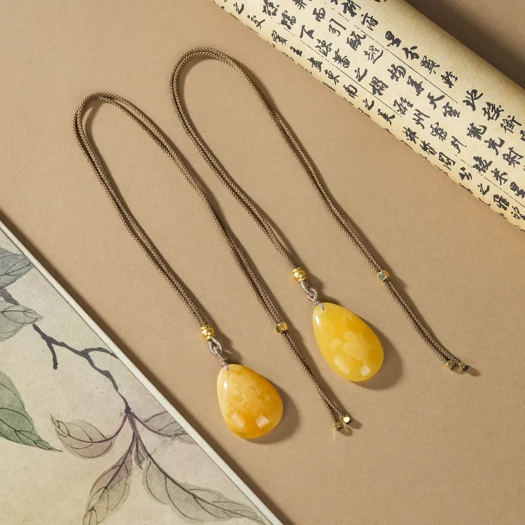 【云上】蜜蜡吊坠-多样性发一件-随形-DS37303（甄选）