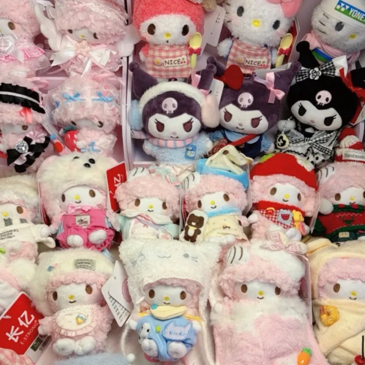 小羊直拍链接，正版授权小羊书包挂件（小羊必爱诺piano书包挂件）