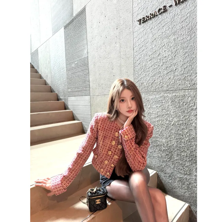 法式小香风双排扣短款外套女秋季高级感小众气质名媛上衣配短裤