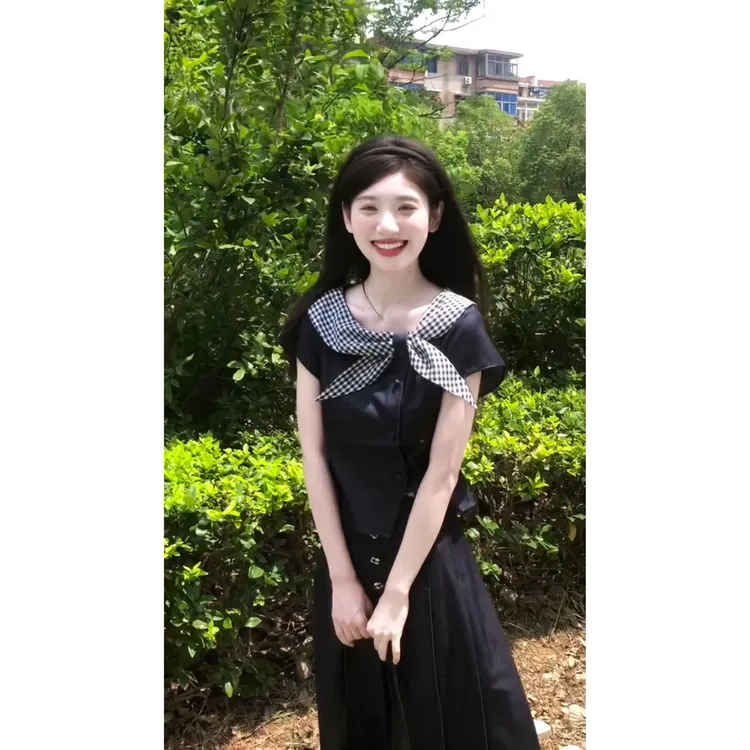 法式气质别致巨好看两件套装女夏季新款上衣小个子显高腰半身裙子