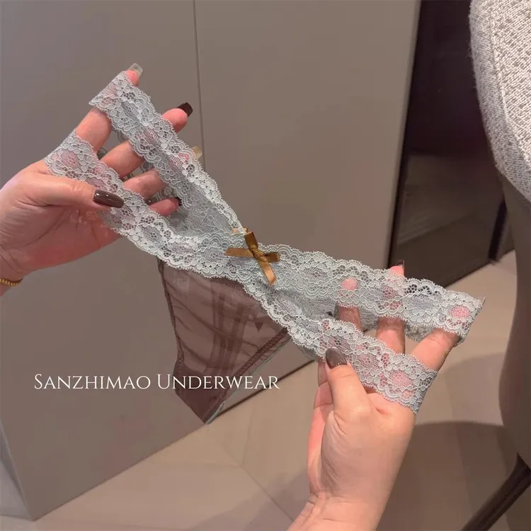 低腰内裤女款2025夏季爆款性感镂空蕾丝提臀收腹三角裤纯欲风短裤