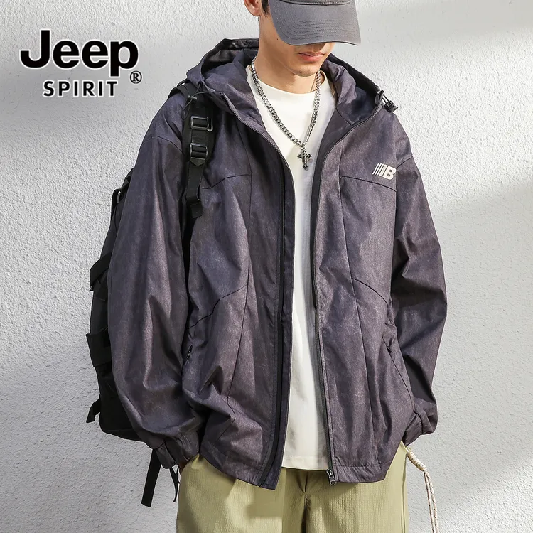 JEEPSPIRIT高端户外运动三防冲锋衣男士秋季宽松休闲夹克大码外套