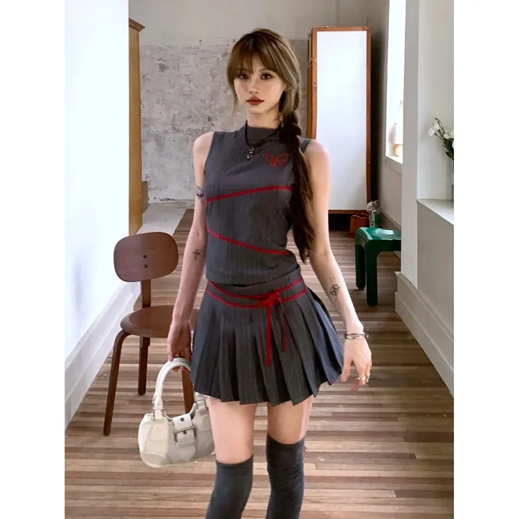 老钱风松弛感女装贵气K夏季新款少女感减龄时尚设计条纹绑带背心