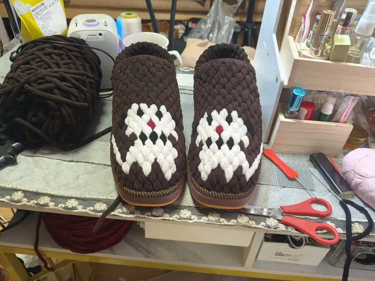 纯手工钩织狗狗款加厚防滑三层低居家鞋