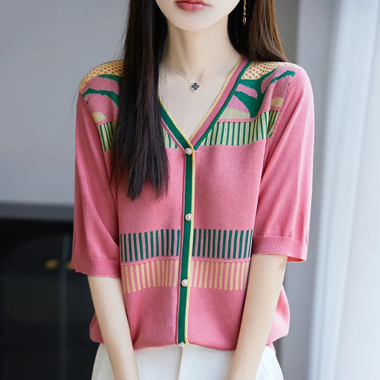 洋气拼色短款针织衫女夏季大码遮肚子显瘦上衣宽松百搭V领短袖T恤