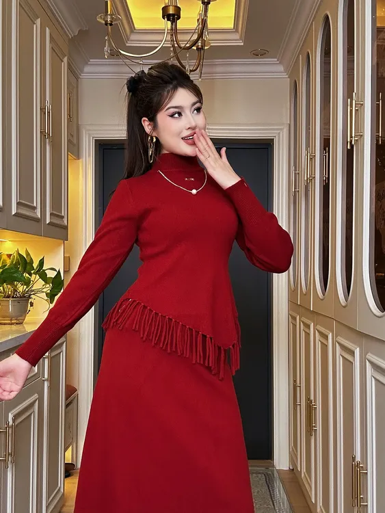 冬季女士针织衫毛衣两件套 يۇمىلاق ياقا يۇڭ يوپكا كوپتا