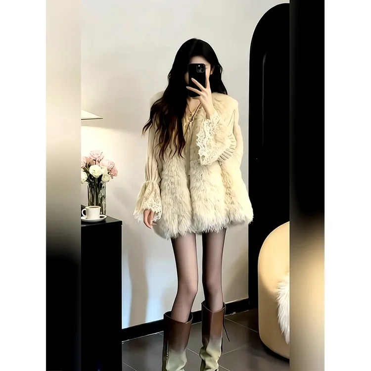 韩系慵懒风蕾丝拼接长袖上衣2025秋冬季新款毛绒绒马甲外套两件套