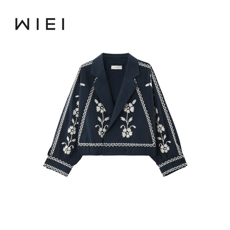 《WI EI》西城花园*法式重工翻领刺绣廓形短外套 W25306005