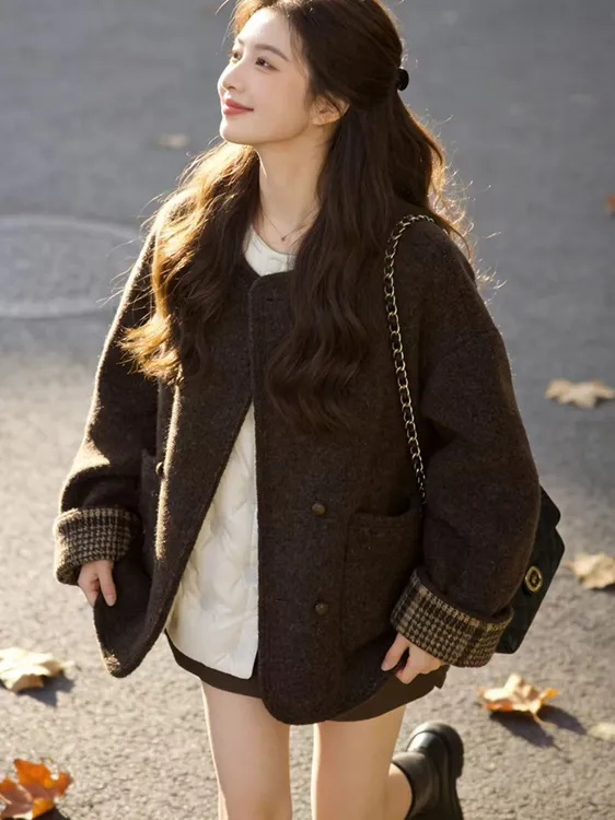 8092  M欧货2025冬季新款气质小香风格子拼接短款外套