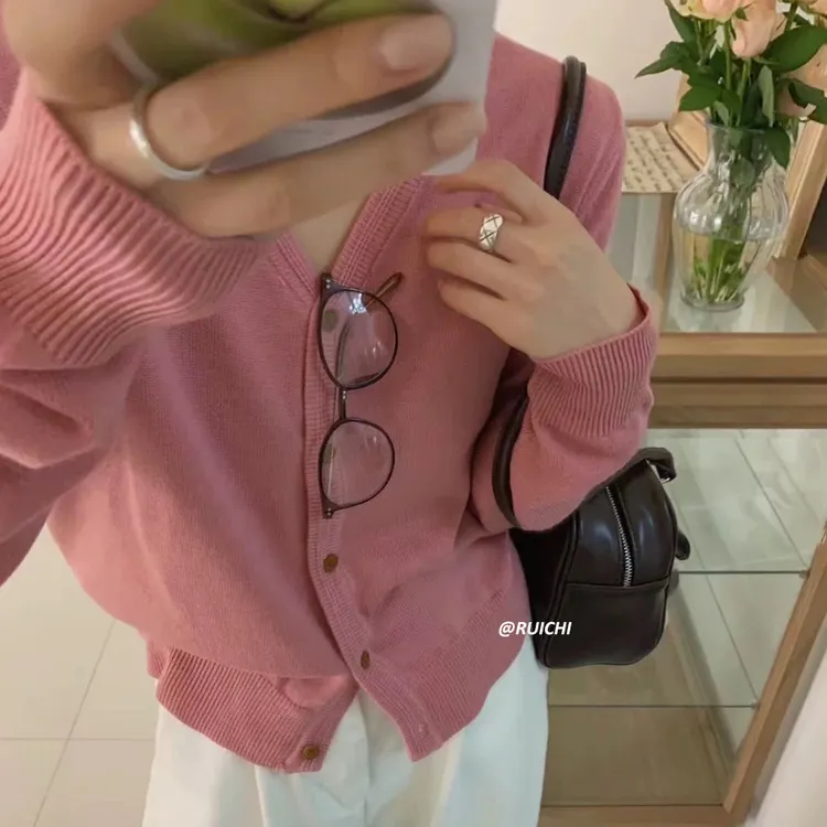 极简风~韩系休闲V领针织衫长袖2025秋季新款针织衫上衣百搭时尚