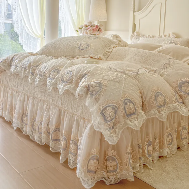 韩式蕾丝花边公主风夹棉牛奶绒床盖四件套冬季保暖加绒双面绒被套