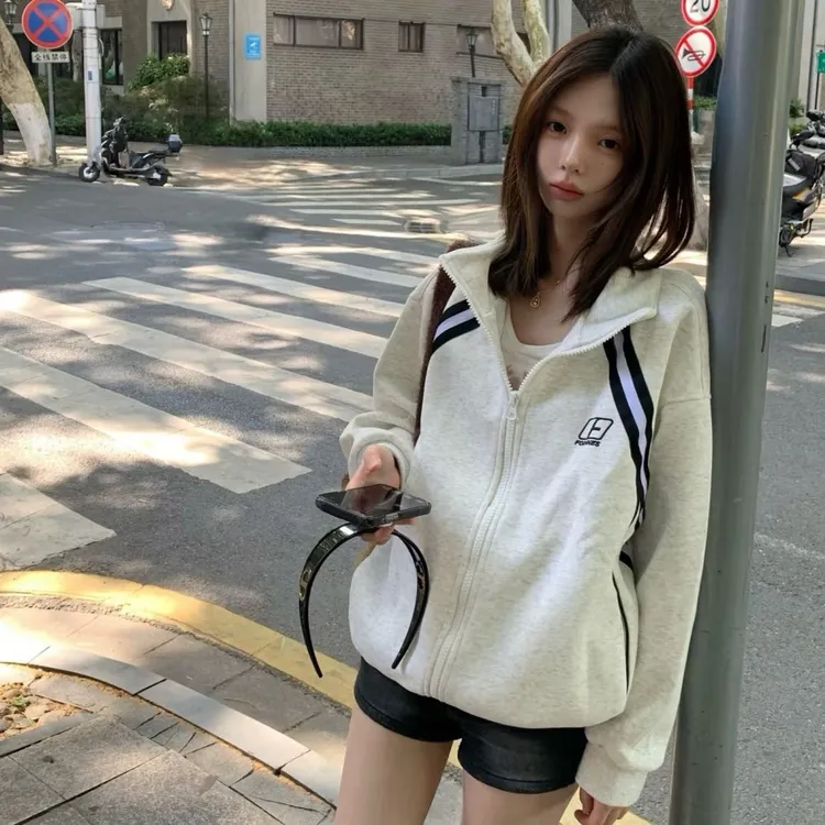 运动时尚休闲连帽宽松韩版显瘦减龄ins网红百搭加绒秋冬春秋长袖