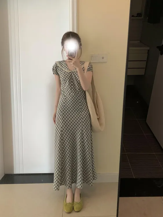 复古茶歇格纹海军领连衣裙2025夏季新款显瘦减龄气质长裙