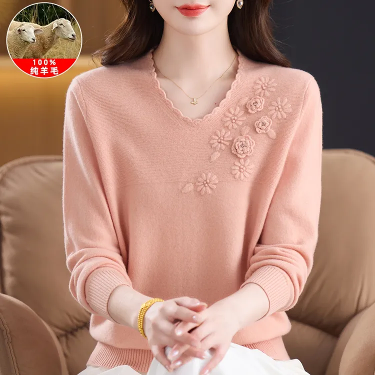 洋气妈妈秋冬羊毛衫毛衣绣花打底衫中老年人女装大码100%纯羊毛衫