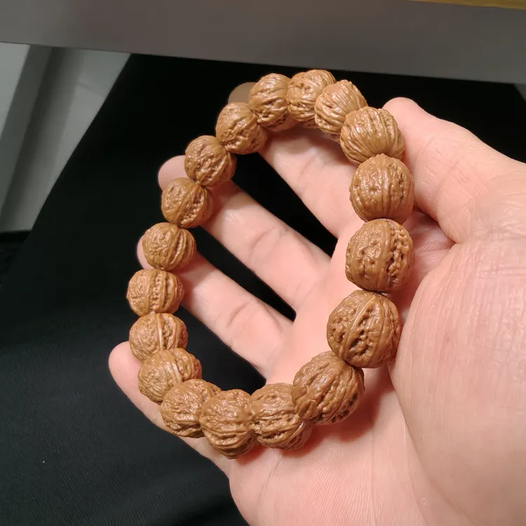 13尺寸超超密金蟾元宝核桃串
