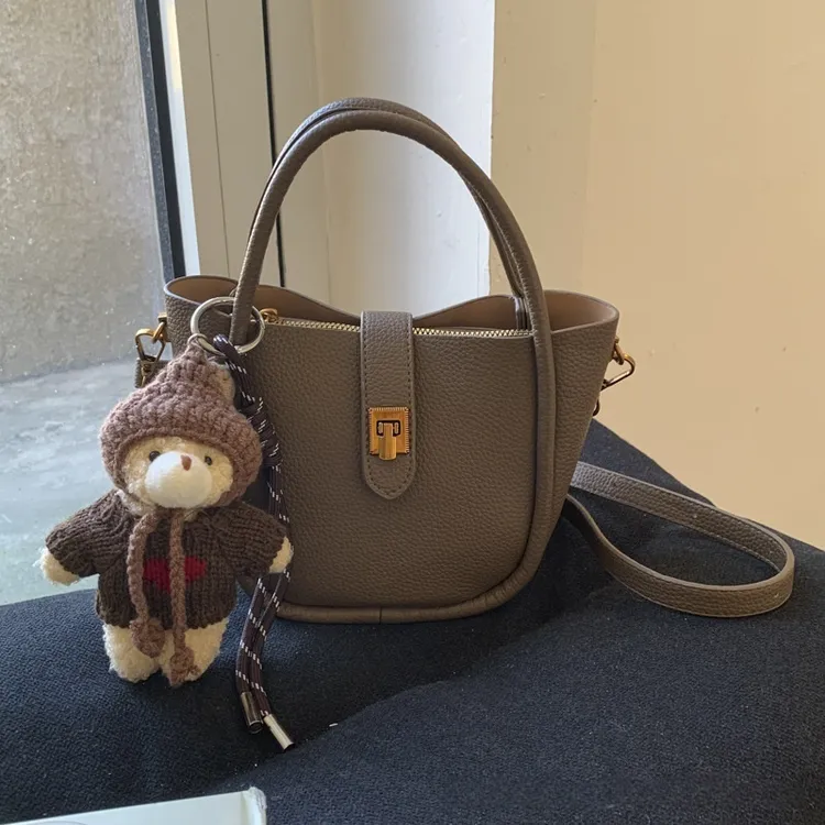 英国Daben Widod 复古磨砂麂皮菜篮子包女士手提托特包韩系通勤包