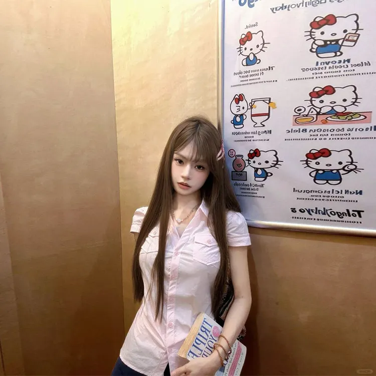 甜辣妹粉色正肩Polo领短袖衬衫女夏季小众设计感修身显瘦开衫衬衣