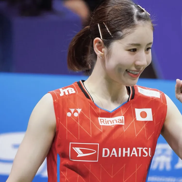 2025新款yy透气速干羽毛球服大赛服男女运动速干短袖上衣志田千阳