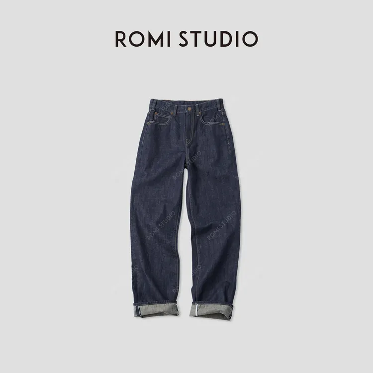 ROMI STUDIO“经典重塑”肌理棉质腰头绣线丹宁牛仔裤RWCSXA4631