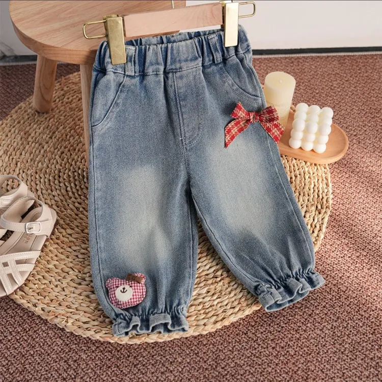 女童宝宝洋气百搭弹力可爱立体玩偶宽松花苞裤牛仔裤幼儿园可开档