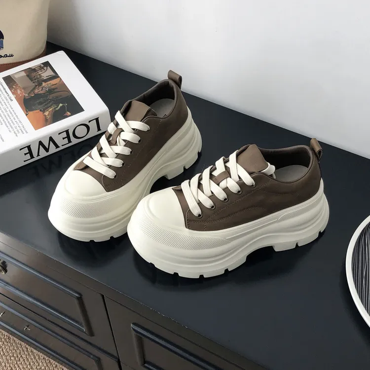 增高7厘米松糕板鞋女2026春季新款韩版轻便增高休闲鞋韩版单鞋潮