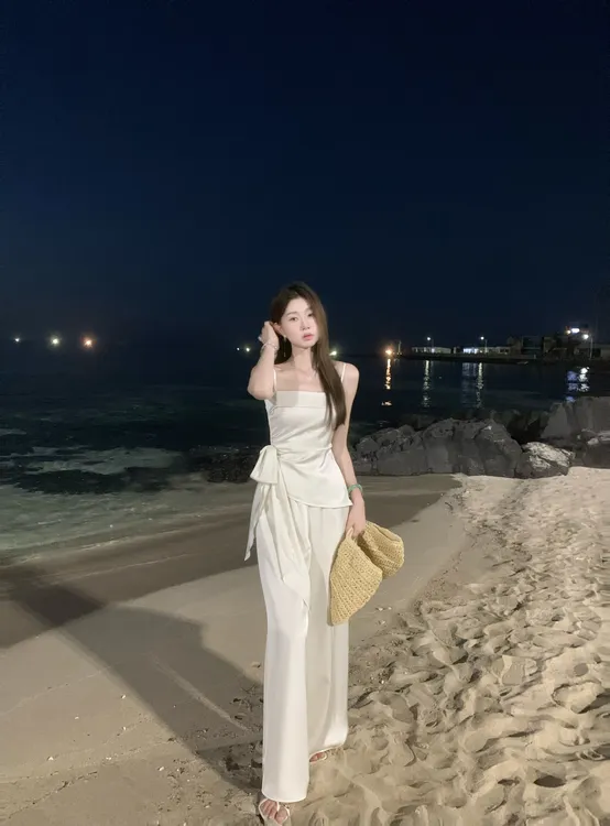 EIA一尧【艺术新贵】气质高级静奢吊带上衣+长裤显瘦清冷掐腰套装女