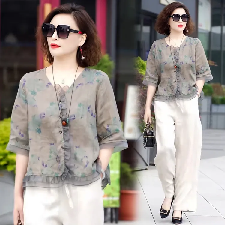 V领上衣时尚夏季新款宽松大码小衫气质百搭五分袖欧根纱印花款