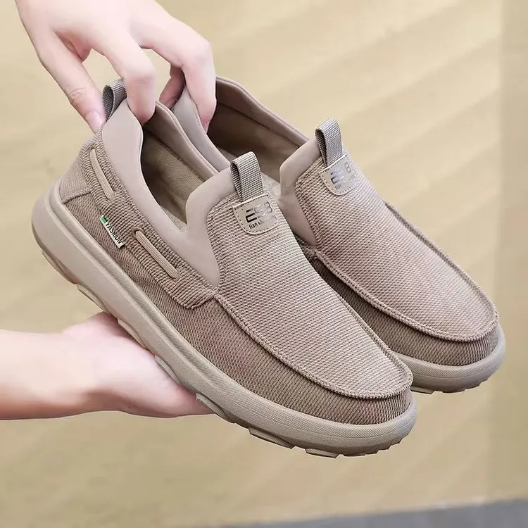 新款老北京布鞋男士休闲鞋一脚蹬防滑软底超轻帆布鞋中老年爸爸鞋