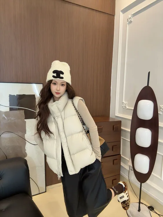 高端系列90白鹅绒秋冬立领百搭零压感羽绒马甲