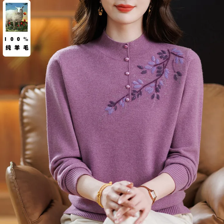 洋气妈妈秋冬100%纯羊毛绣花保暖羊毛衫中老年女宽松套头毛衣内搭