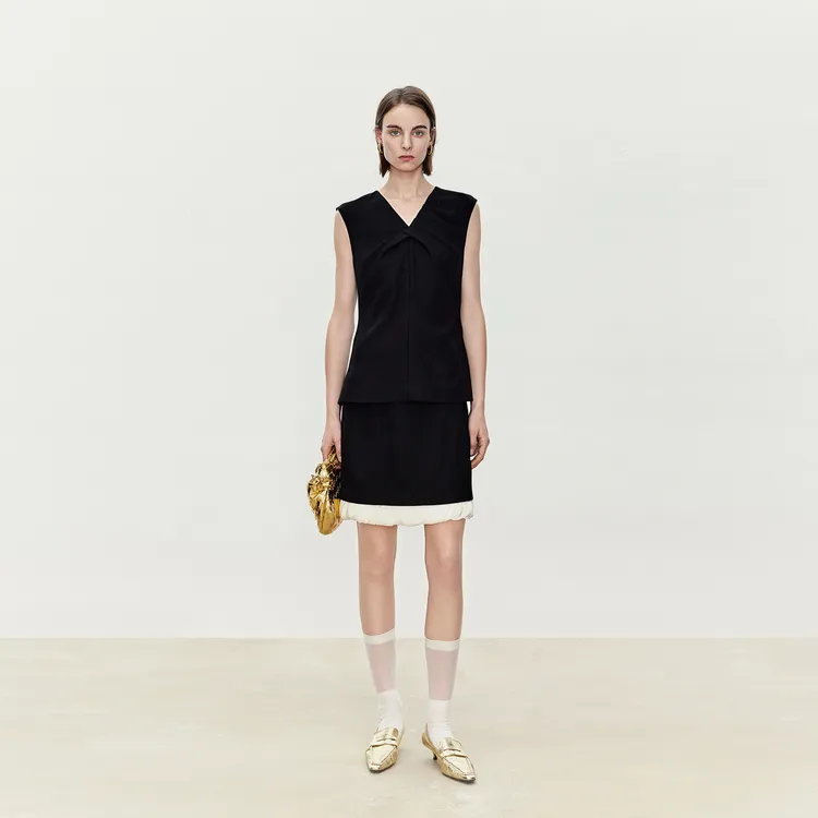 LYNEE 醋酸肌理感扭结上衣拼接短款半身裙 LGD2FSW103/SW125