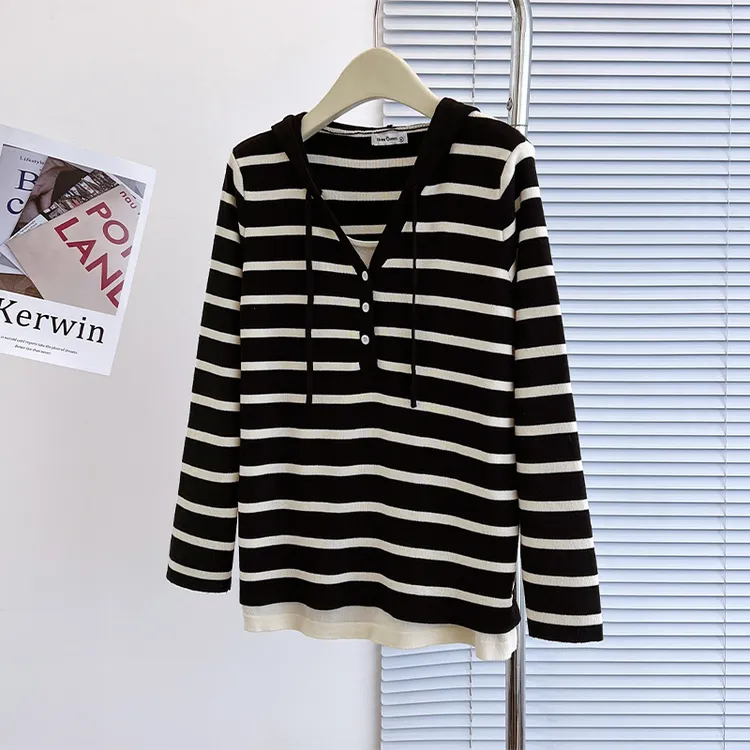 Moses Queen/魔西女王大码女装假两件设计感连帽抽绳显瘦长袖上衣