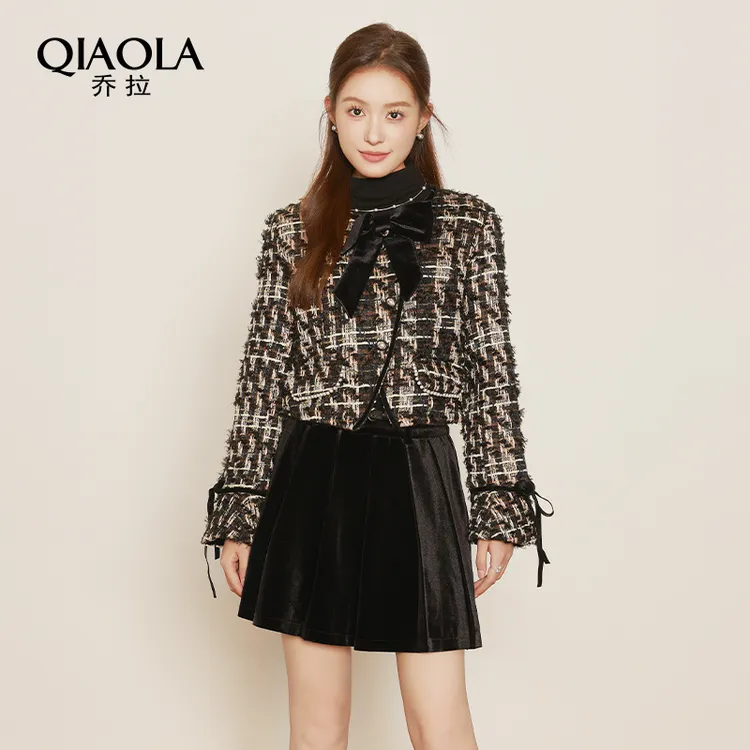 QIAOLA/乔拉【维多利亚港】秋冬款小香风蝴蝶结A版百搭时尚套装预售