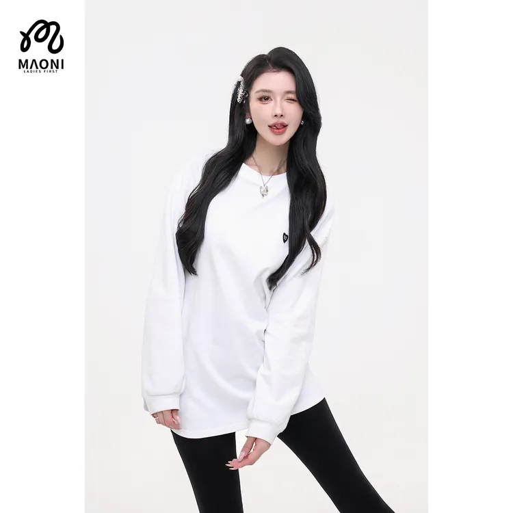 毛妮LADIESFIRST磨毛刺绣爱心纯色长袖T恤女秋冬新款打底衫L2545