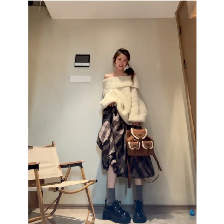 显瘦纯棉感亲肤柔软双色格纹松紧立体花苞下摆长裙半身裙