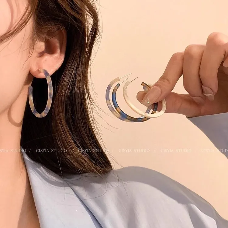 合金树脂耳饰 防过敏褪色~秋冬港风C形素圈大耳环圈圈彩色耳圈