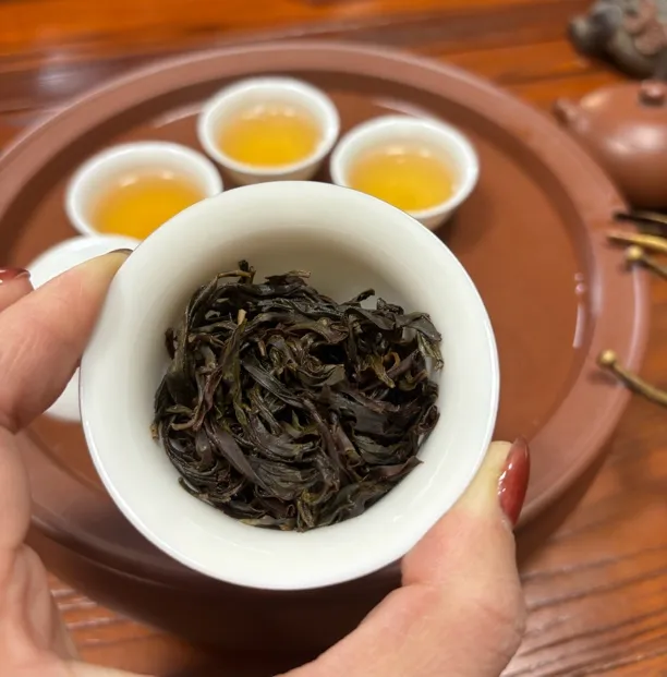 凤凰单丛茶杏仁香型锯朵仔潮州茶叶