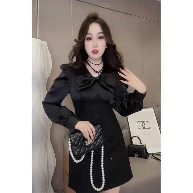 网红同款时尚连衣裙2025春季新款黑色蝴蝶结拼接亮闪减龄A字裙