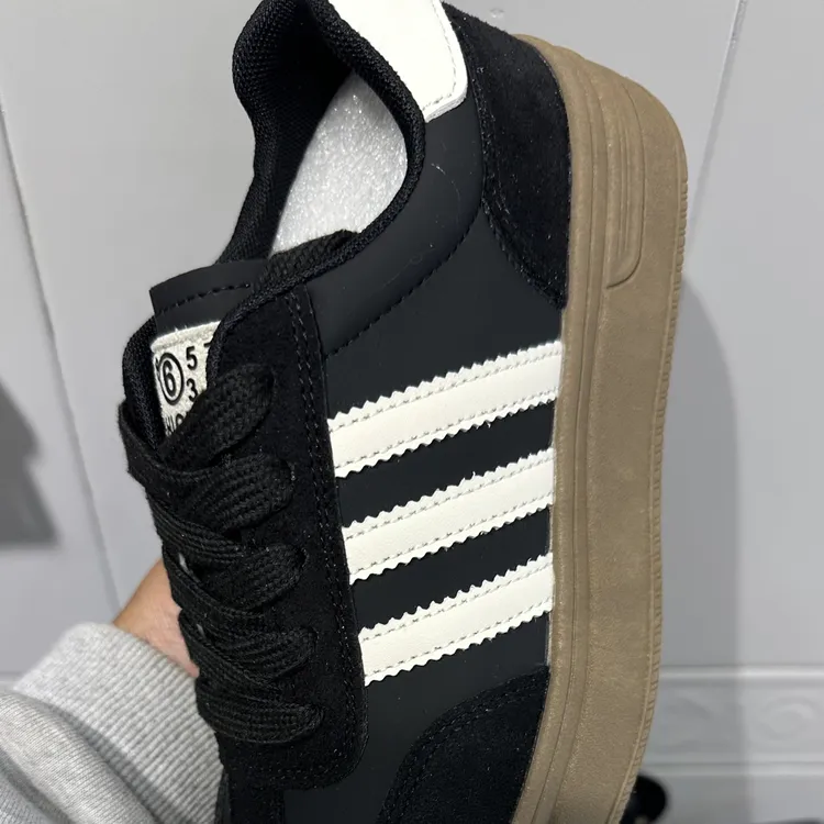 秋季套筒深口镂空时尚休闲鞋运动休闲鞋浅口系带