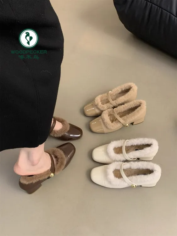 啄木鸟高跟毛毛鞋女冬外穿伴娘鞋玛丽珍鞋秋冬加绒单鞋白色高跟鞋